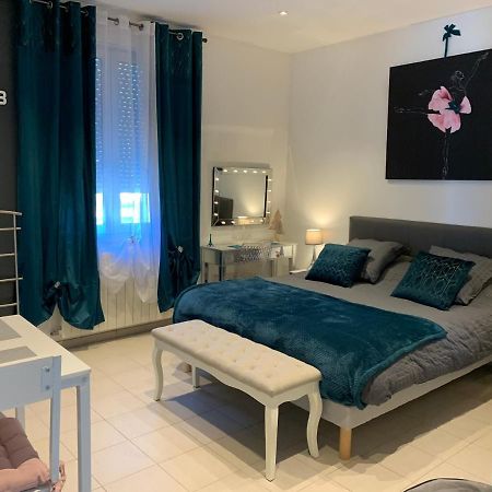 ナルボンヌ La Kloe Bed & Breakfast エクステリア 写真