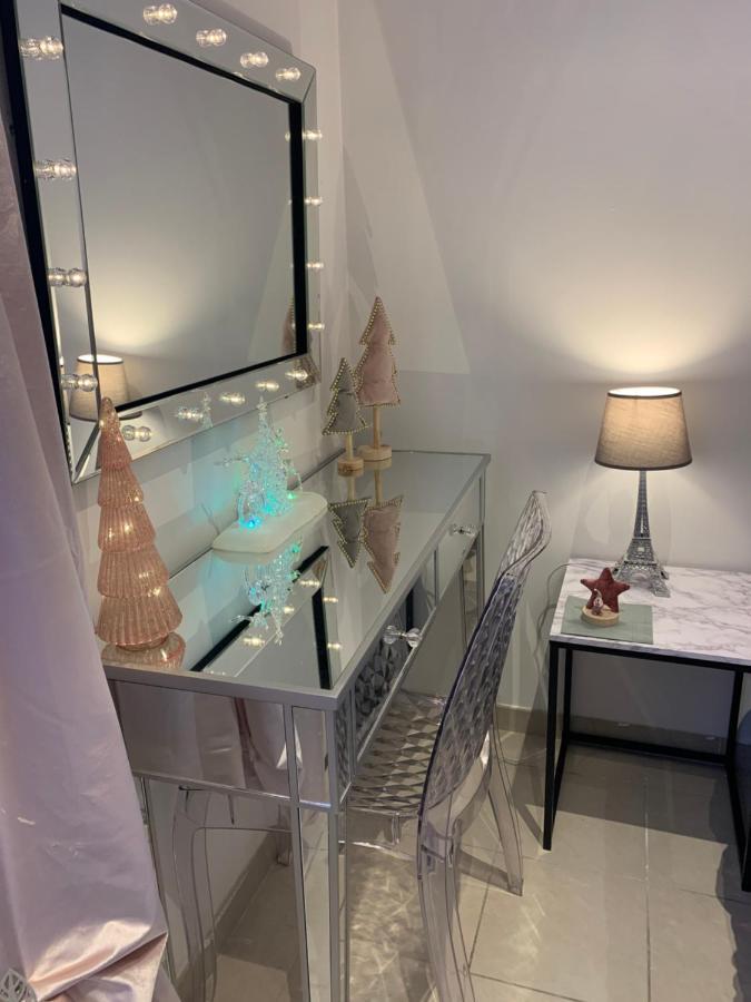 ナルボンヌ La Kloe Bed & Breakfast エクステリア 写真