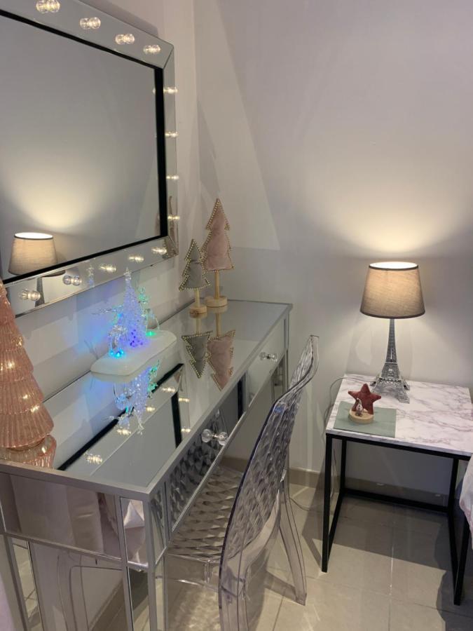 ナルボンヌ La Kloe Bed & Breakfast エクステリア 写真